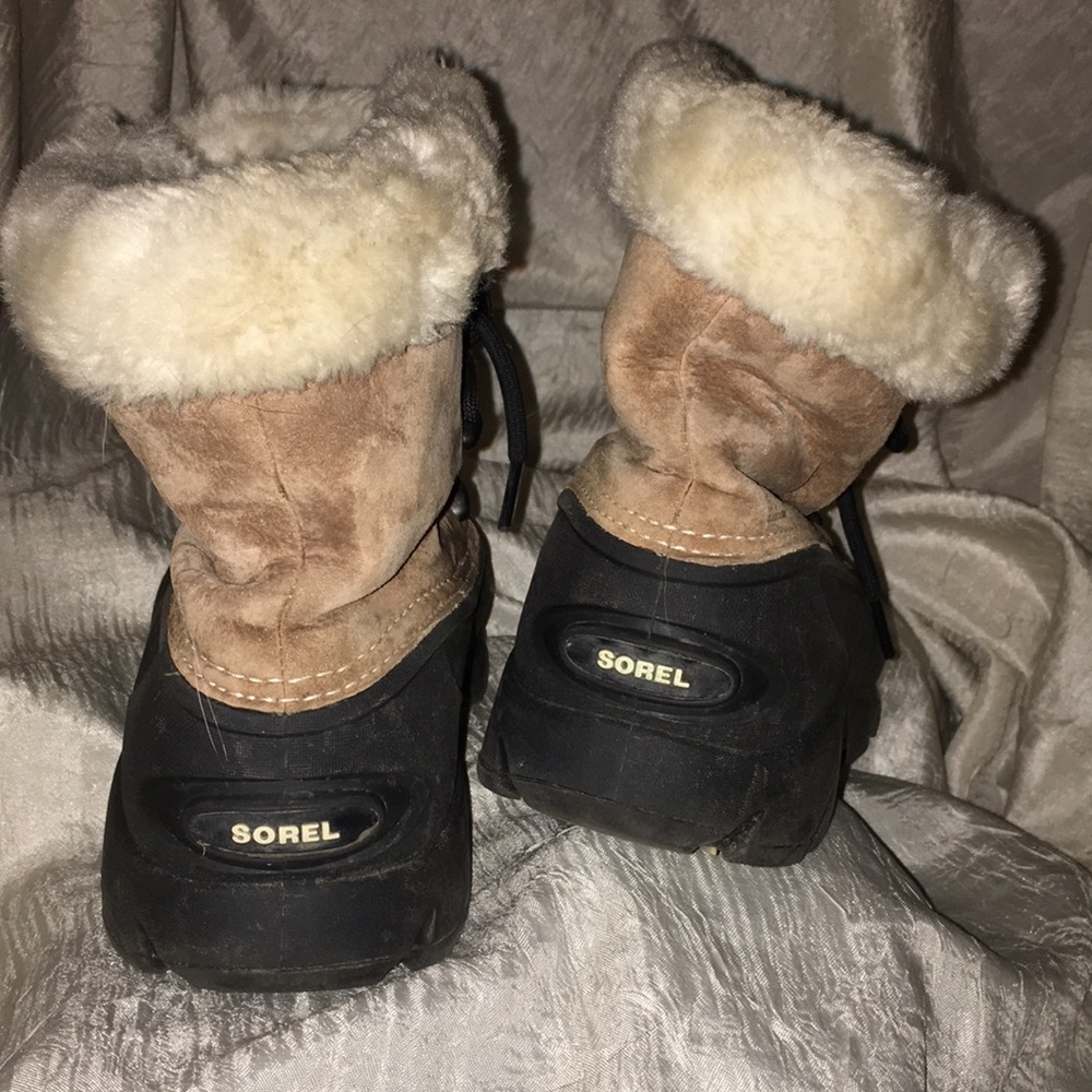 Sorel Boots - Picture 8 of 8